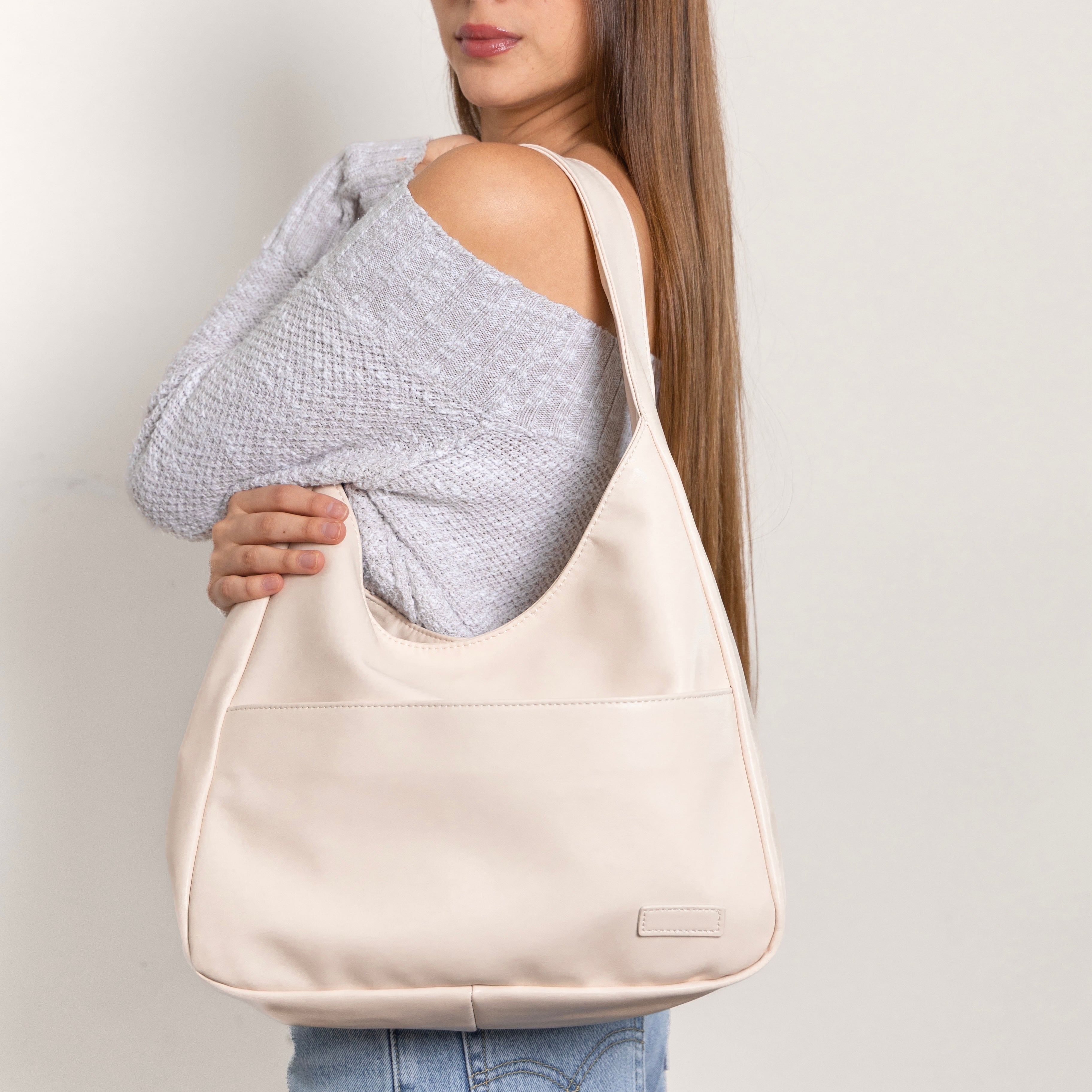 The Vivienne Urban Sainte